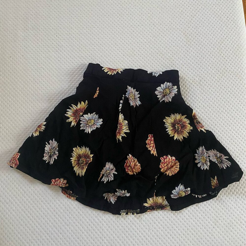 Brandy Melville Skirt